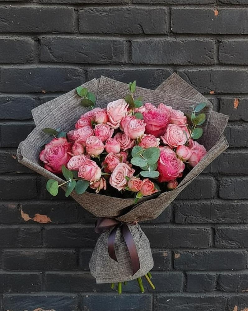 Букет цветов из: Розы в Кушнаренково