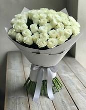 Букет 35 Белых роз в Кушнаренково