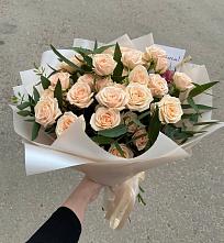 Букет Кремовые розы Латте в Кушнаренково