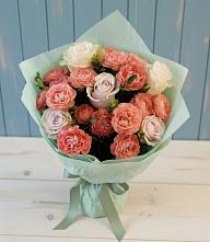 Букет цветов из:  Розы в Кушнаренково