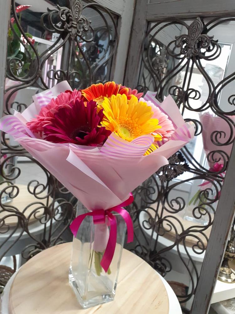 Букет цветов из: Герберы в Кушнаренково