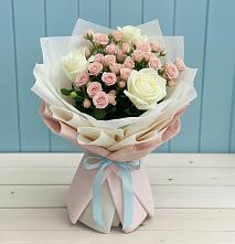 Букет цветов из:  Розы в Кушнаренково