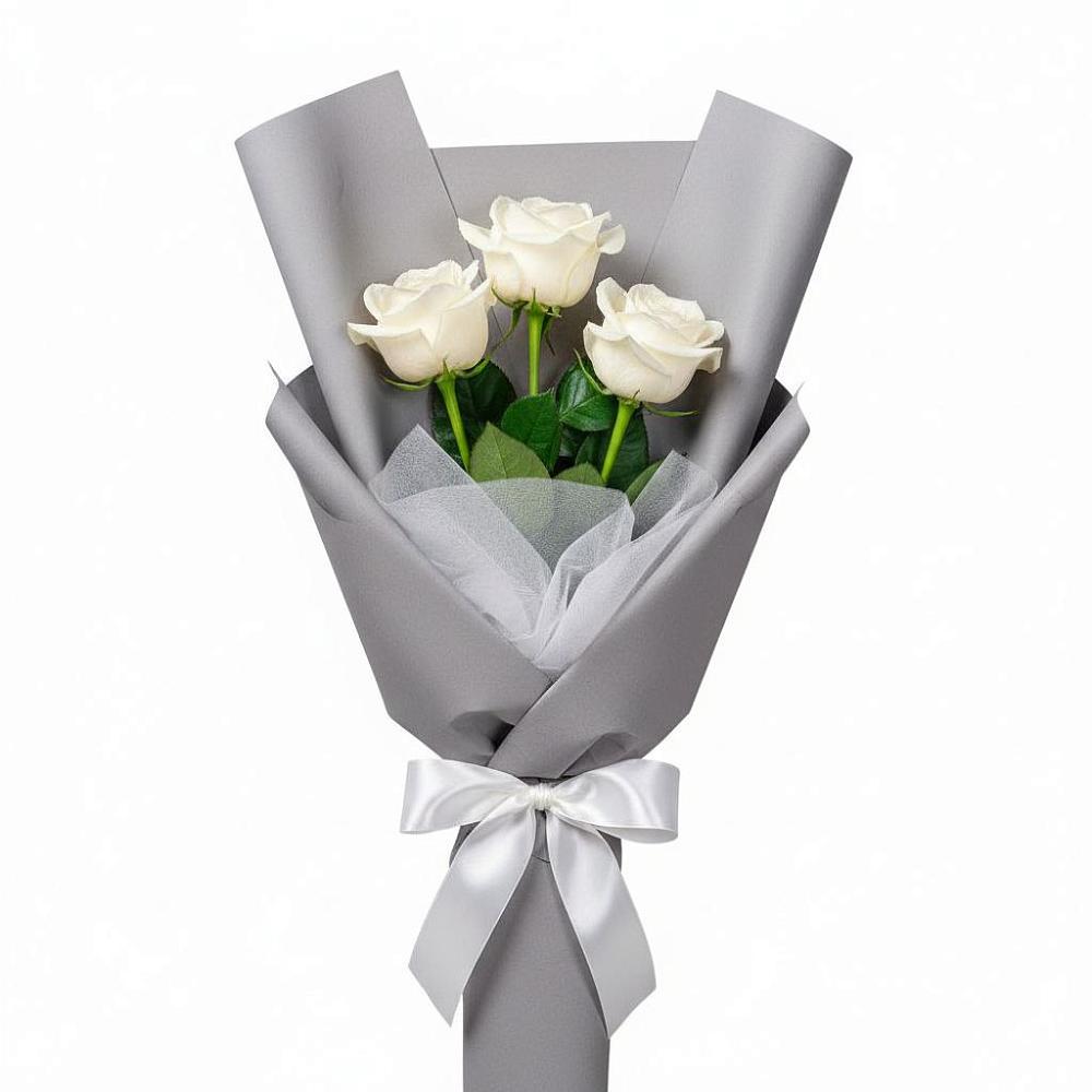 Букет 3 белые розы в Кушнаренково