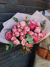 Букет цветов из:  Розы в Кушнаренково