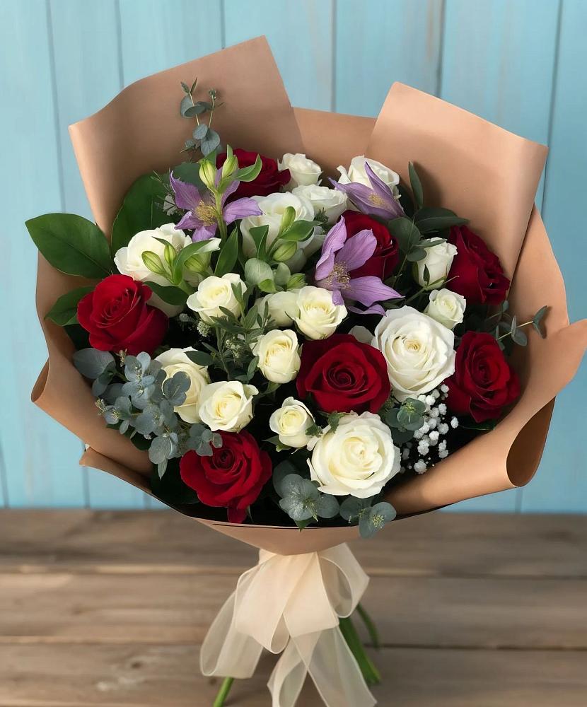 Букет цветов из: Розы и Альстромерии в Кушнаренково